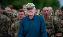 朝鲜战争英雄拉尔夫·帕克特将在美国国会大厦长眠