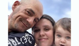 失踪1岁女儿的父亲在与2岁女儿的撞车事故中死亡之前，“咄咄逼人”地以每小时92英里的速度行驶