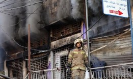 贝鲁特遭受猛烈轰炸，加沙清真寺至少24人在以色列最近的袭击中丧生