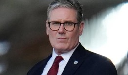 斯塔默承诺将重新关注边境安全，作为与欧洲重新建立关系的一部分