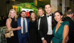 巴尔的摩场景斯隆：感恩晚会｜照片-巴尔的摩太阳报