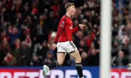 曼联和热刺在老特拉福德打成平局