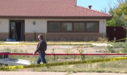 亲人在彭罗斯殡仪馆腐烂的家属欠下了9.5亿美元的债务