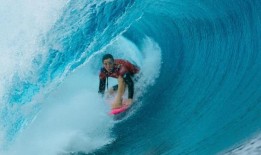 澳大利亚的四名奥运冲浪者中有三名未能在塔希提岛产生影响，因为他们将于7月重返奥运会