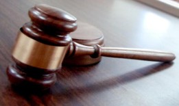 致命的中心点入室盗窃案重审以第二次谋杀罪结束