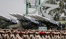 英国对胡塞武装的军事策略与二战和打击伊斯兰国有何相似之处