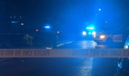 由于汽车在沿海航道沉没，墨西哥湾沿岸警察的追捕以致命的车祸告终