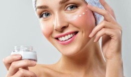 药房买的药膏对皮肤有奇效它的价格是几兹罗提，而且有发光效果