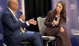 为人民工作，而不是权力：阿德恩对未来美国总统的希望