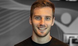 “他很受爱”：25岁的昆士兰男子在跳伞事故中死亡