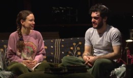 观看：看看百老汇的《为法兰西共和国祈祷》，将于1月9日开幕