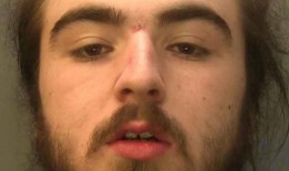 长着娃娃脸的县长，19岁，主要经营可卡因和海洛因交易