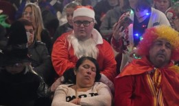 西班牙的圣诞彩票“El Gordo”开始发放数百万美元的奖金