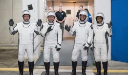 海军指挥官领导最新的NASA空间站任务