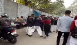 观看：两个女孩在兰契学院外吵架;网络反应