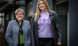 这所学校利用其成绩优异的校友来帮助激励学生——VCE成绩正在飙升