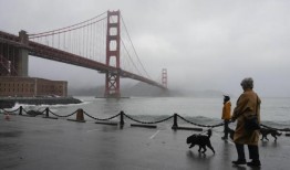 太平洋风暴给加州带来洪水和泥石流威胁