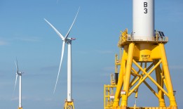 今年3月和4月，风力发电量超过了煤炭发电量