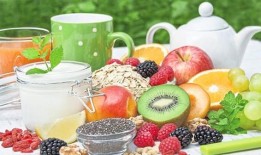 暴食症：一想到米饭，她就慌了