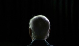 共和党人要求拜登在退出总统竞选后立即辞职