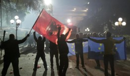 阿尔巴尼亚反对派呼吁暂停与罗马的协议