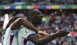 法国在2024年欧洲杯四分之一决赛中险胜比利时队