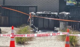 “待在室内”：奥克兰平原丛林大火影响了空气质量