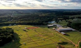 这个位于多森附近的牧场售价250万美元，是马迷的梦想