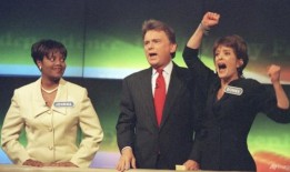 最后一轮：《幸运之轮》主持人帕特·萨亚克在41季之后离开