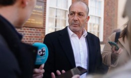 验尸官判定，14岁女孩因被欺负自杀身亡