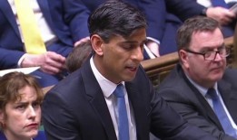 验尸官判定，14岁女孩因被欺负自杀身亡